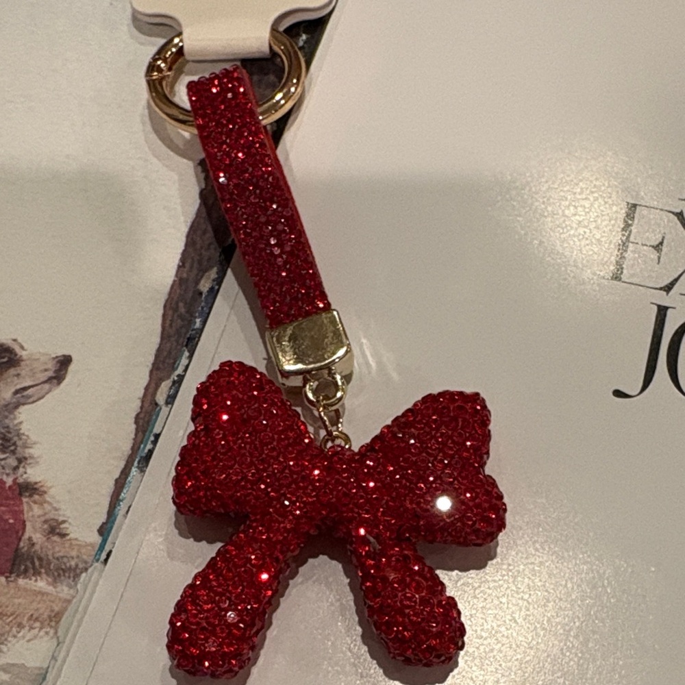 ❤️ Red Rhinestone Bow Keychain - Picture 5 of 8